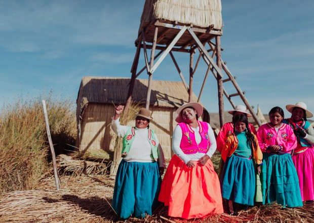 Women at Lake Titicaca